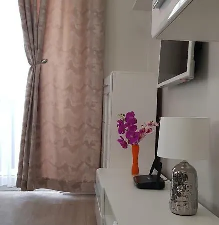 Lumidee Apartament * ナボダリ