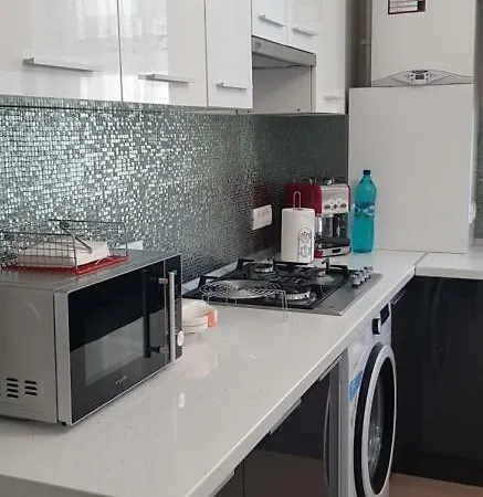 アパート Lumidee Apartament *