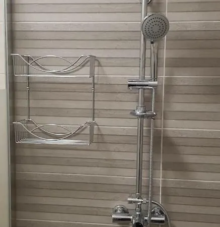 Lumidee Apartament ナボダリ