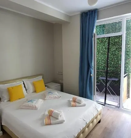 Lumidee Apartament アパート ナボダリ